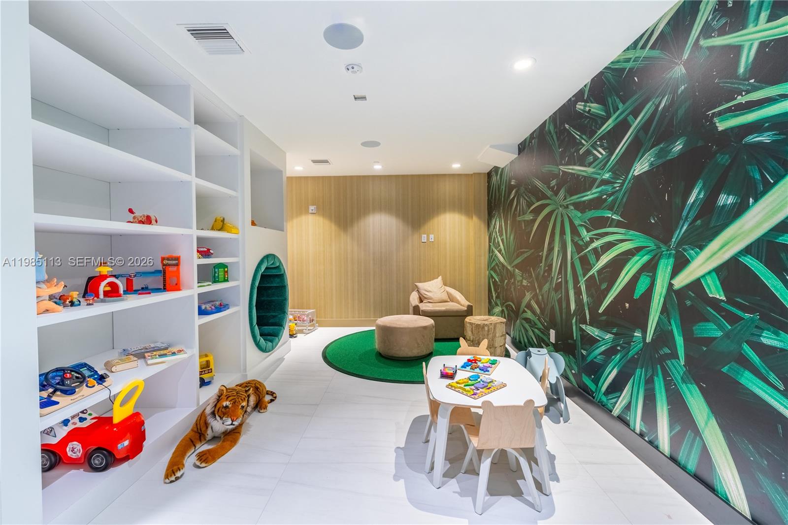 AURORA - Residential Lease