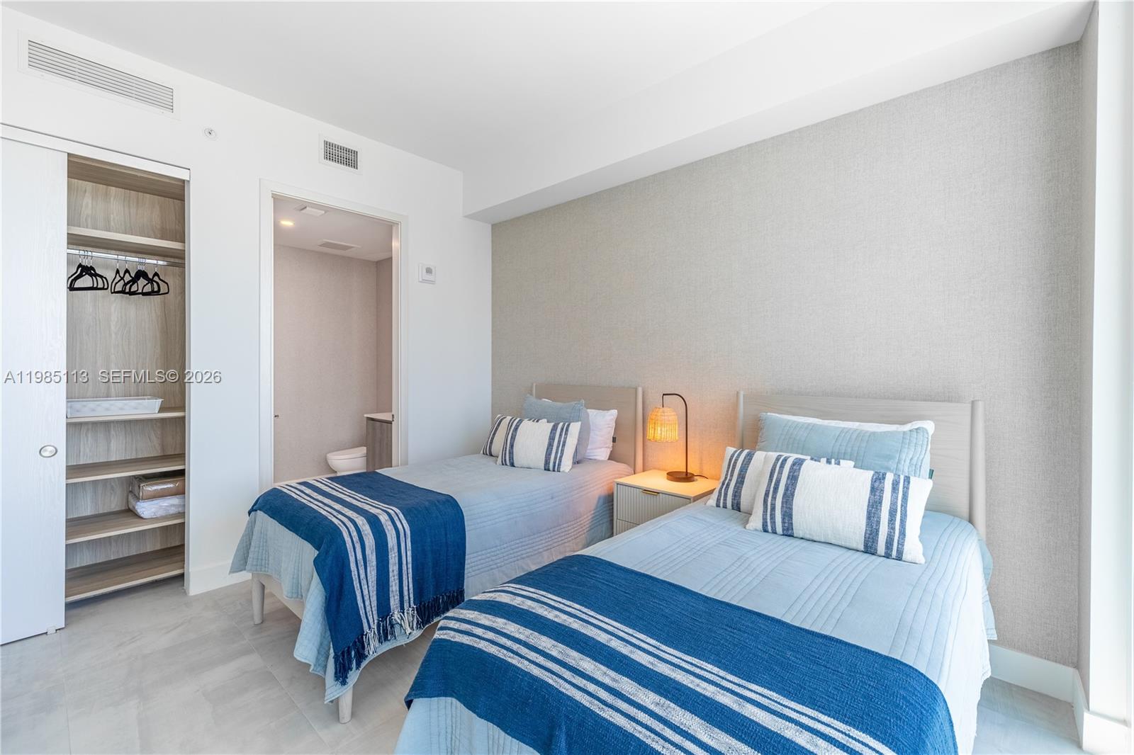 AURORA - Residential Lease