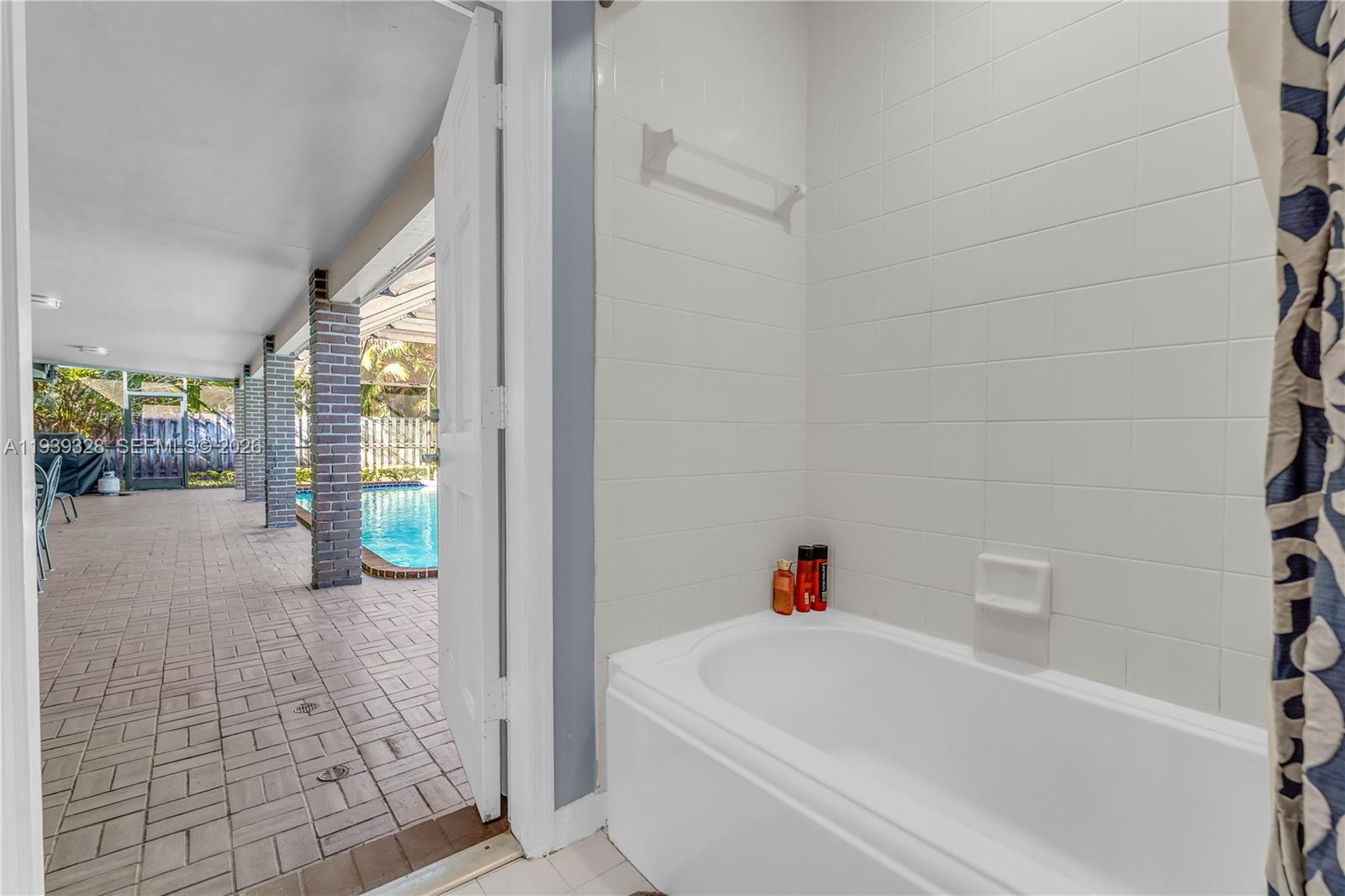 OLD CUTLER OAKS SOUTH - Residential