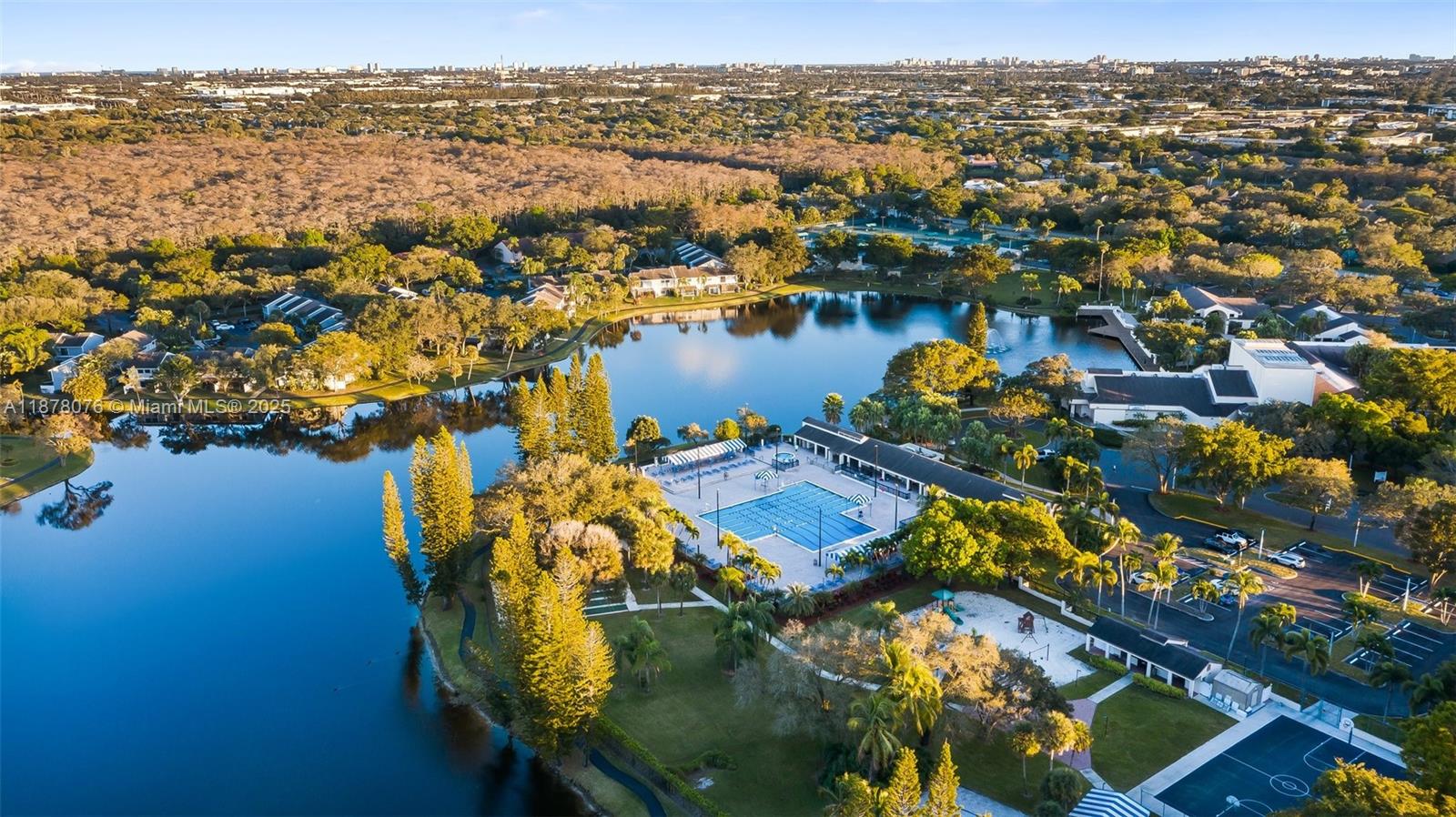 TARTAN COCONUT CREEK PHAS - Residential