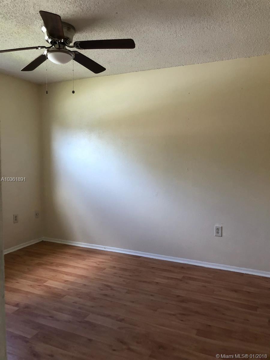 SUNRISE GOLF VILLAGE SEC - Residential