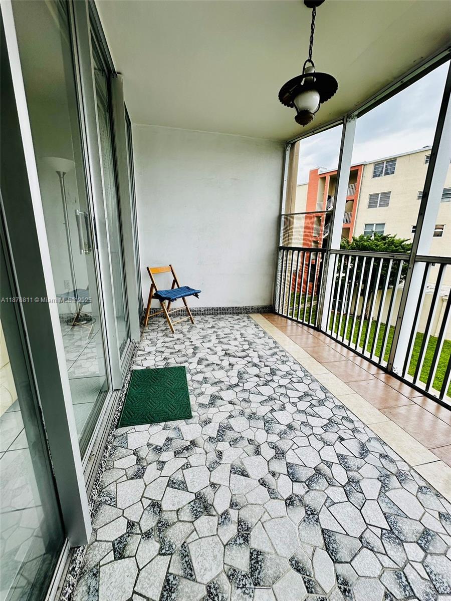 JADE WINDS GROUP BAMBOO G - Residential