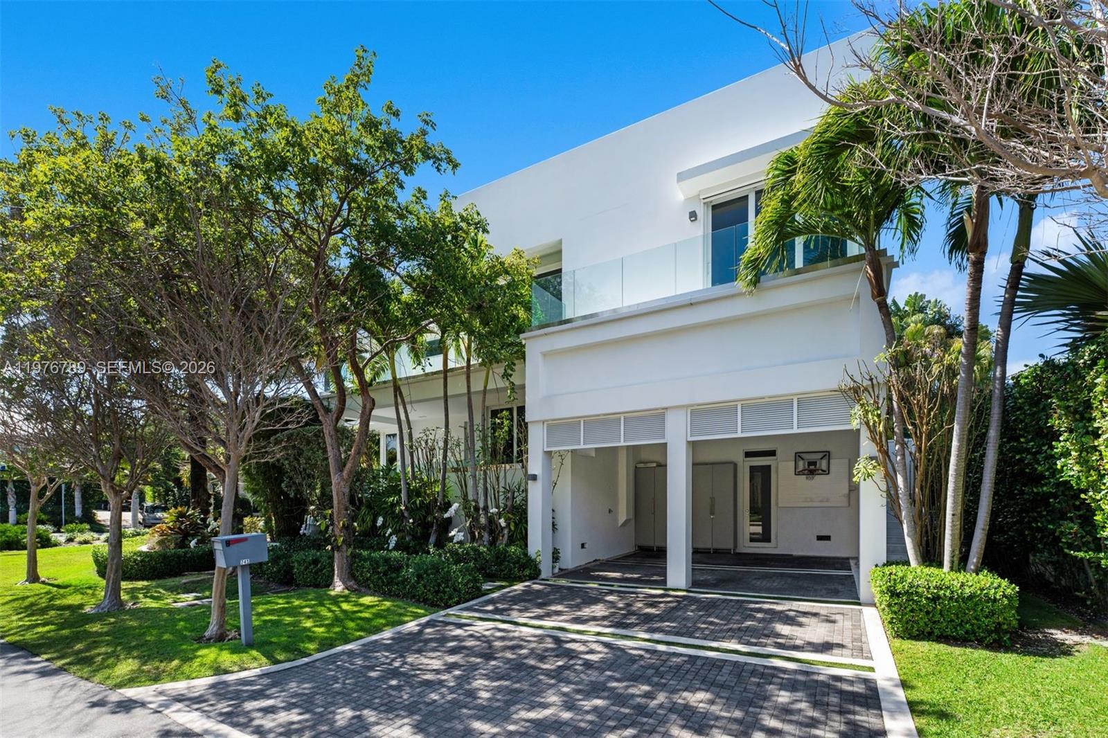 BISCAYNE KEY ESTATES - Residential
