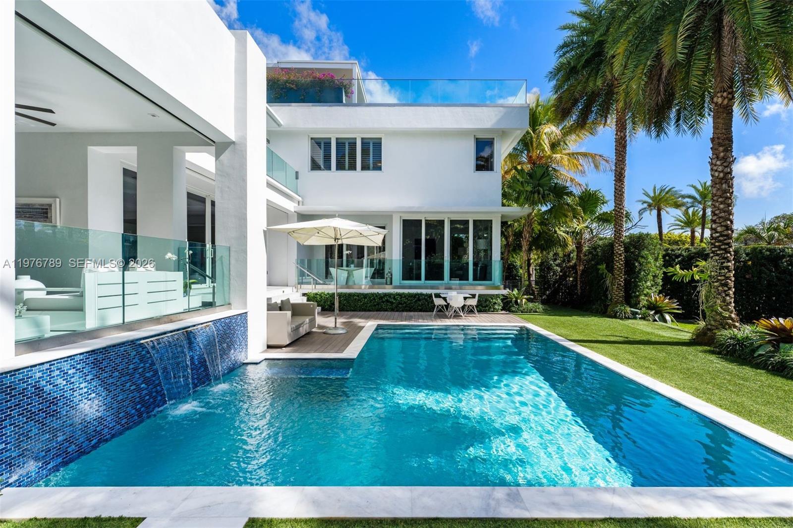 BISCAYNE KEY ESTATES - Residential