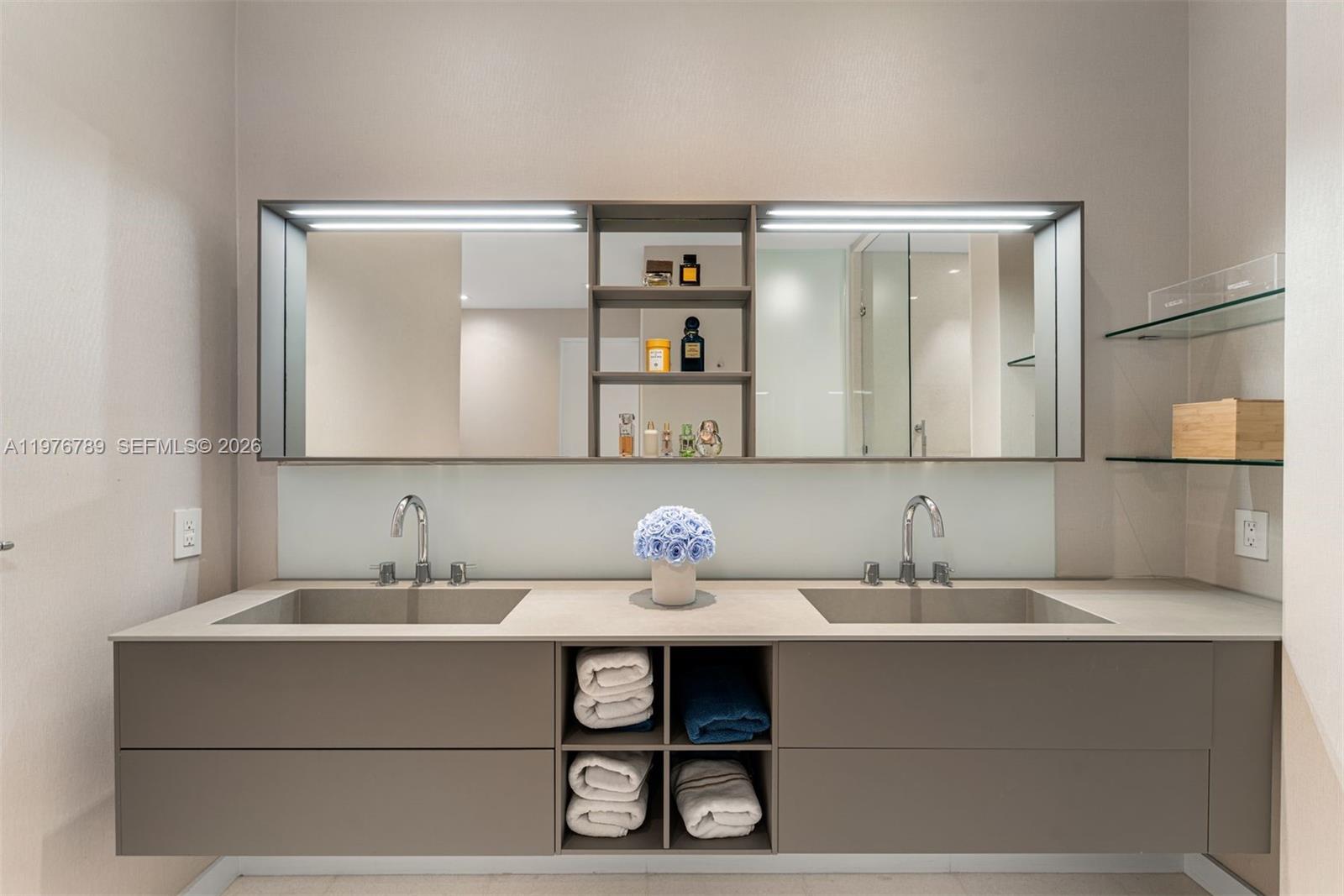 BISCAYNE KEY ESTATES - Residential