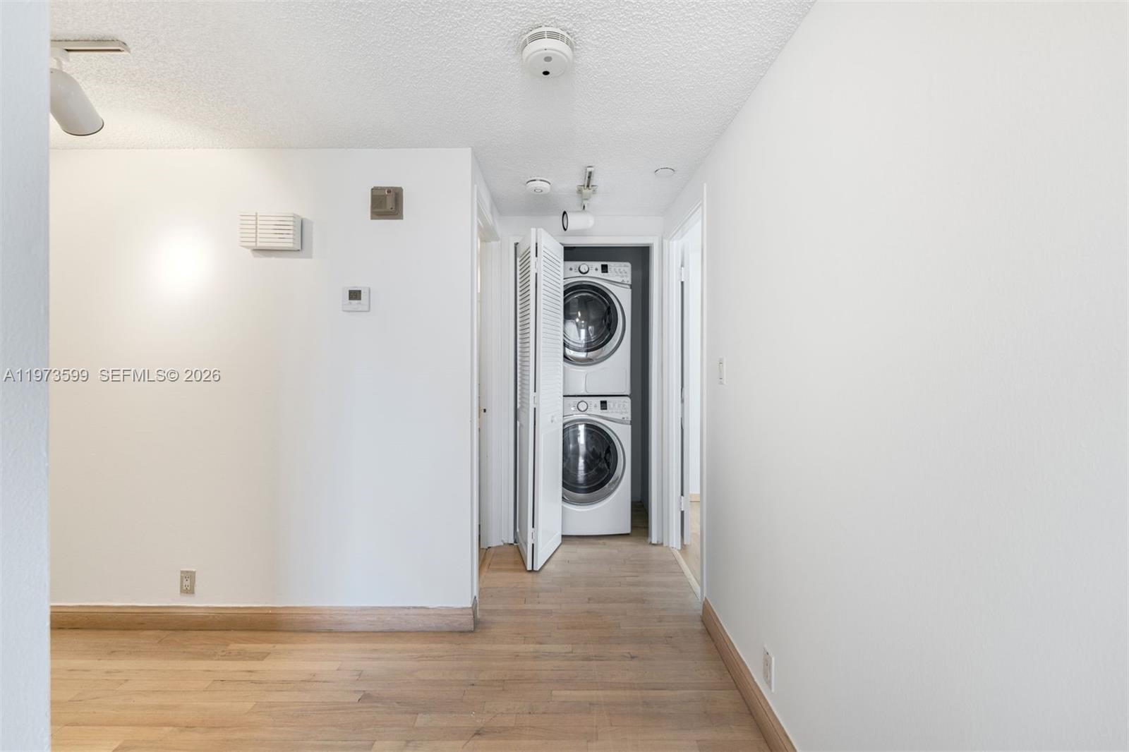 THE EMERALDBAY @ KEY COLO - Residential