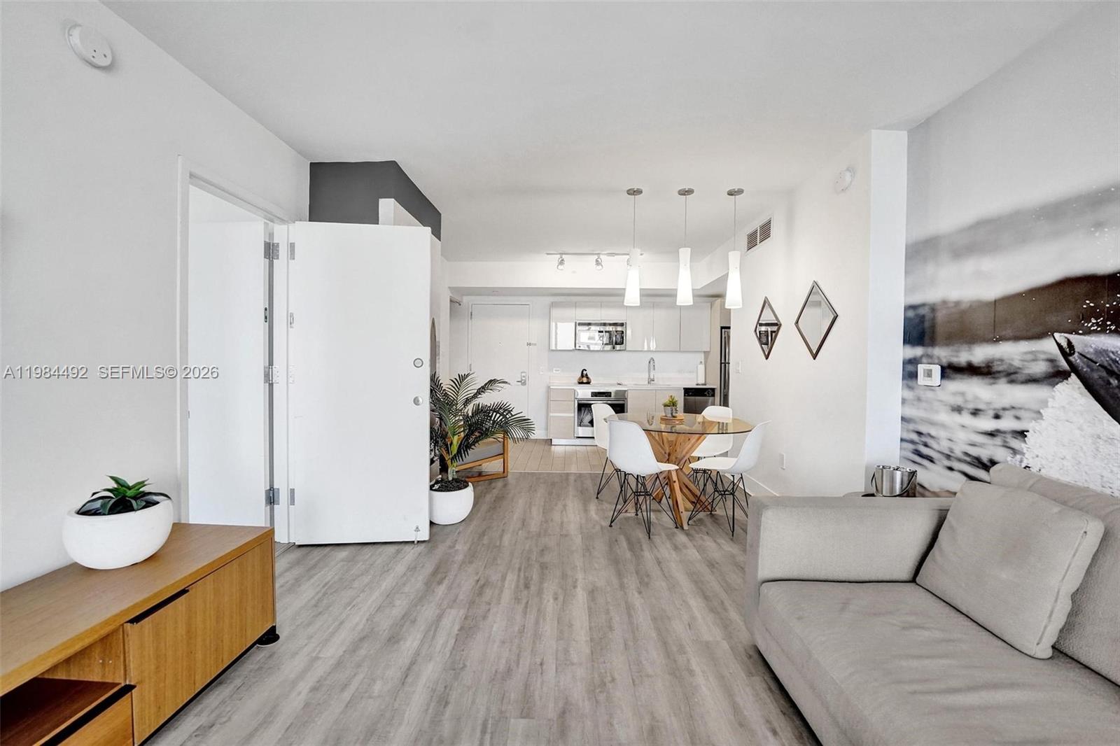 BEACHWALK CONDOMINIUM - Residential