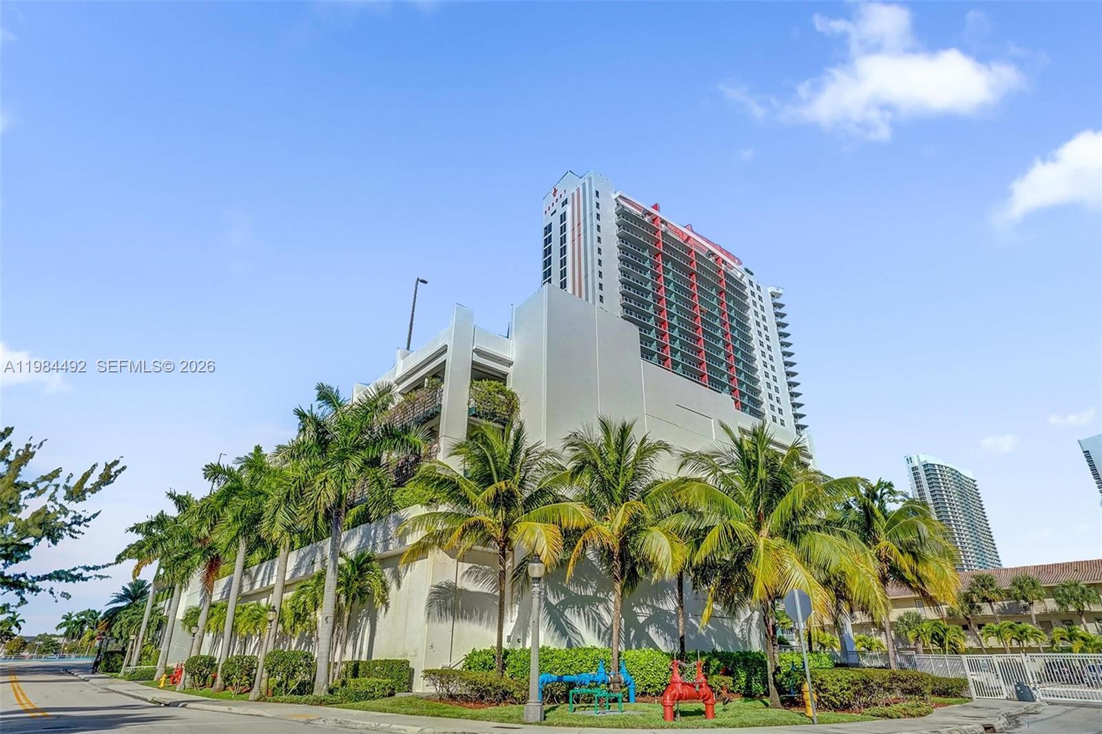 BEACHWALK CONDOMINIUM - Residential