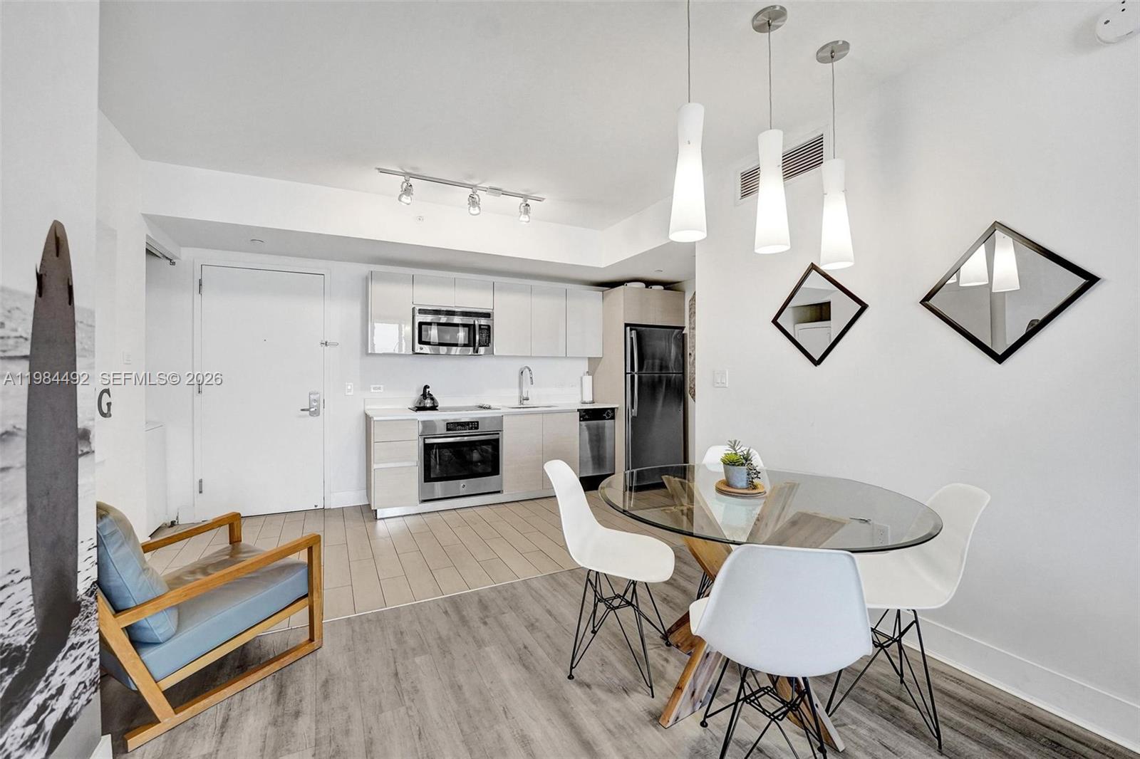 BEACHWALK CONDOMINIUM - Residential