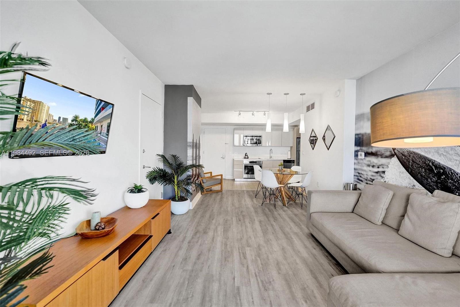 BEACHWALK CONDOMINIUM - Residential