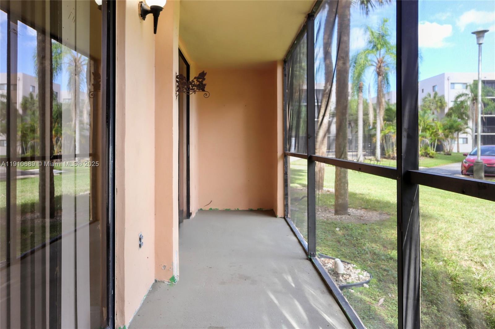 HORIZONS WEST CONDO #5 - Residential Lease