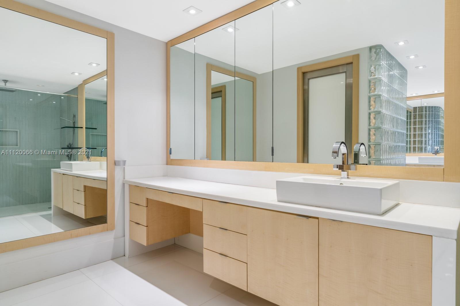 BAYVIEW FISHER ISL CONDO - Residential