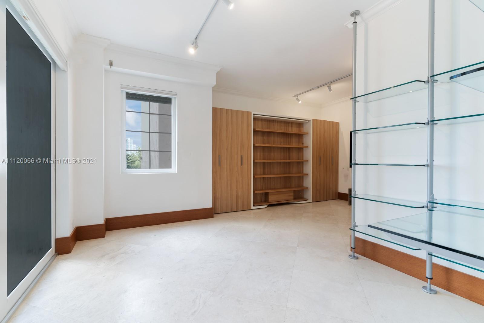 BAYVIEW FISHER ISL CONDO - Residential