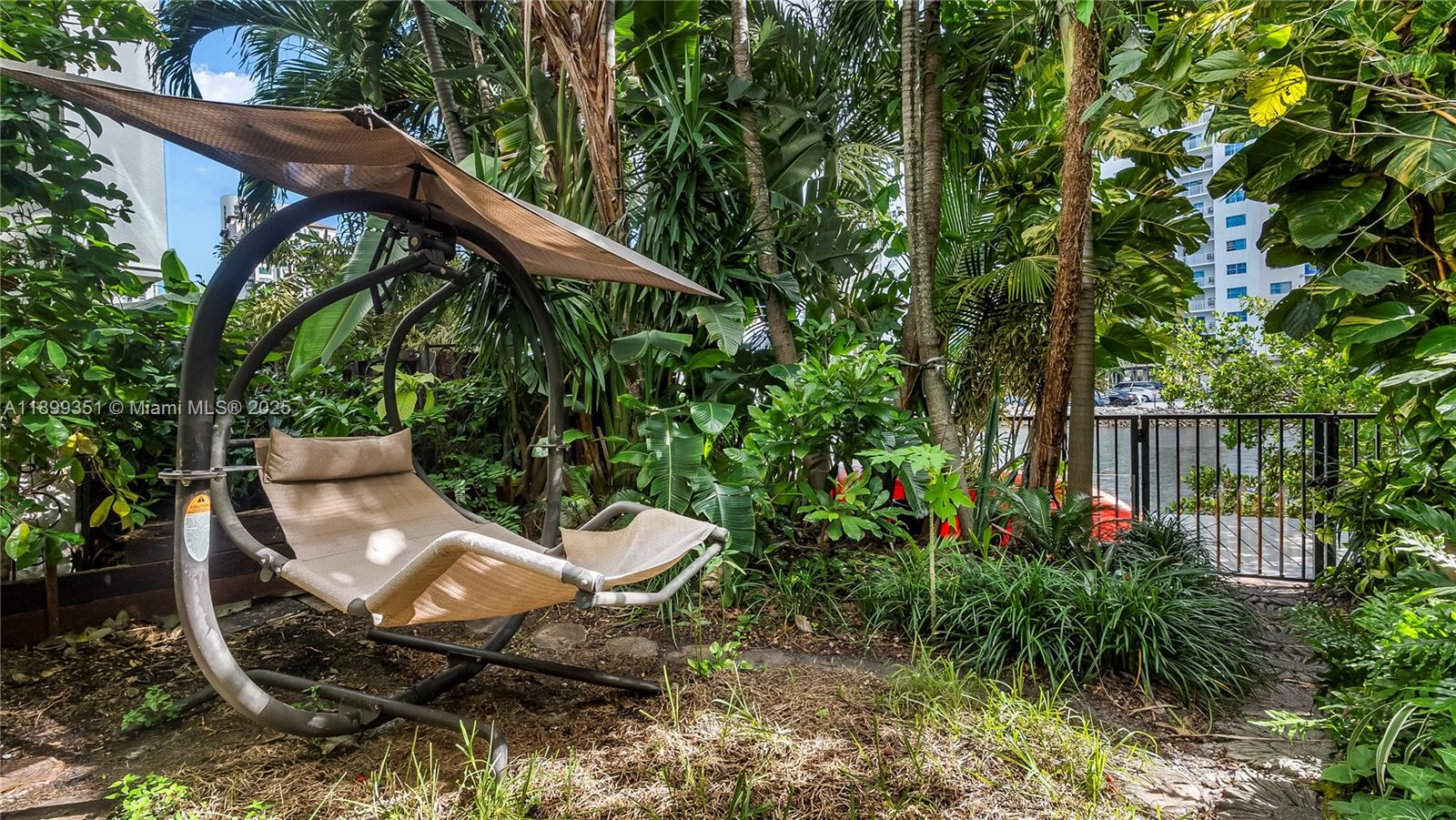 POINCIANA IS YT & RCQ CLU - Residential