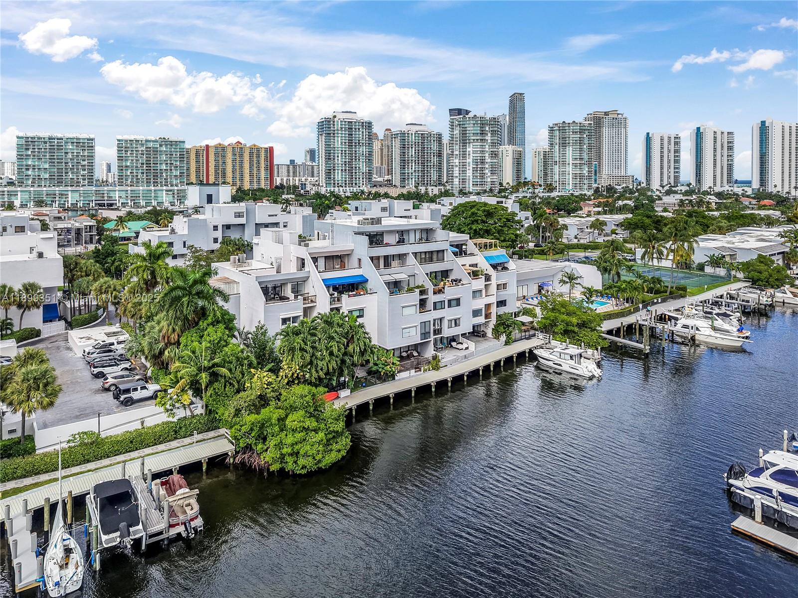 POINCIANA IS YT & RCQ CLU - Residential