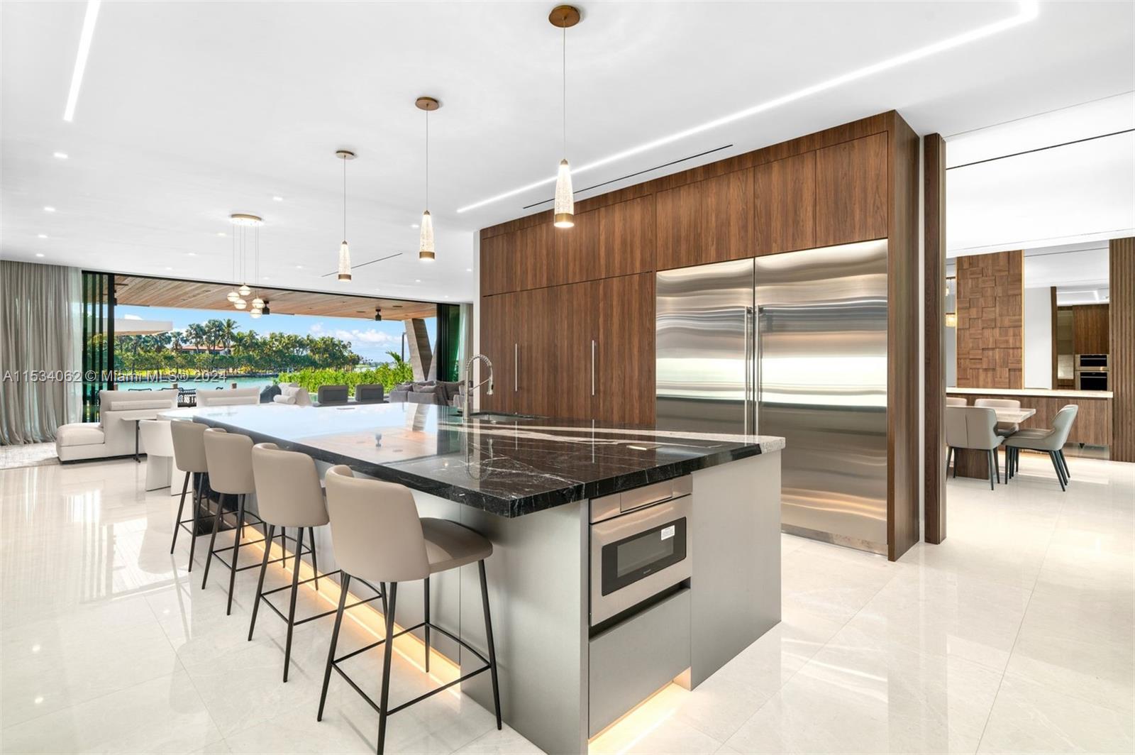 ALTOS DEL MAR NO 5 - Residential