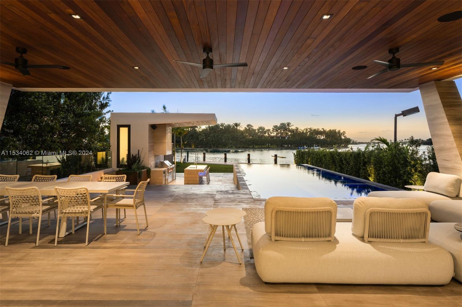 ALTOS DEL MAR NO 5 - Residential