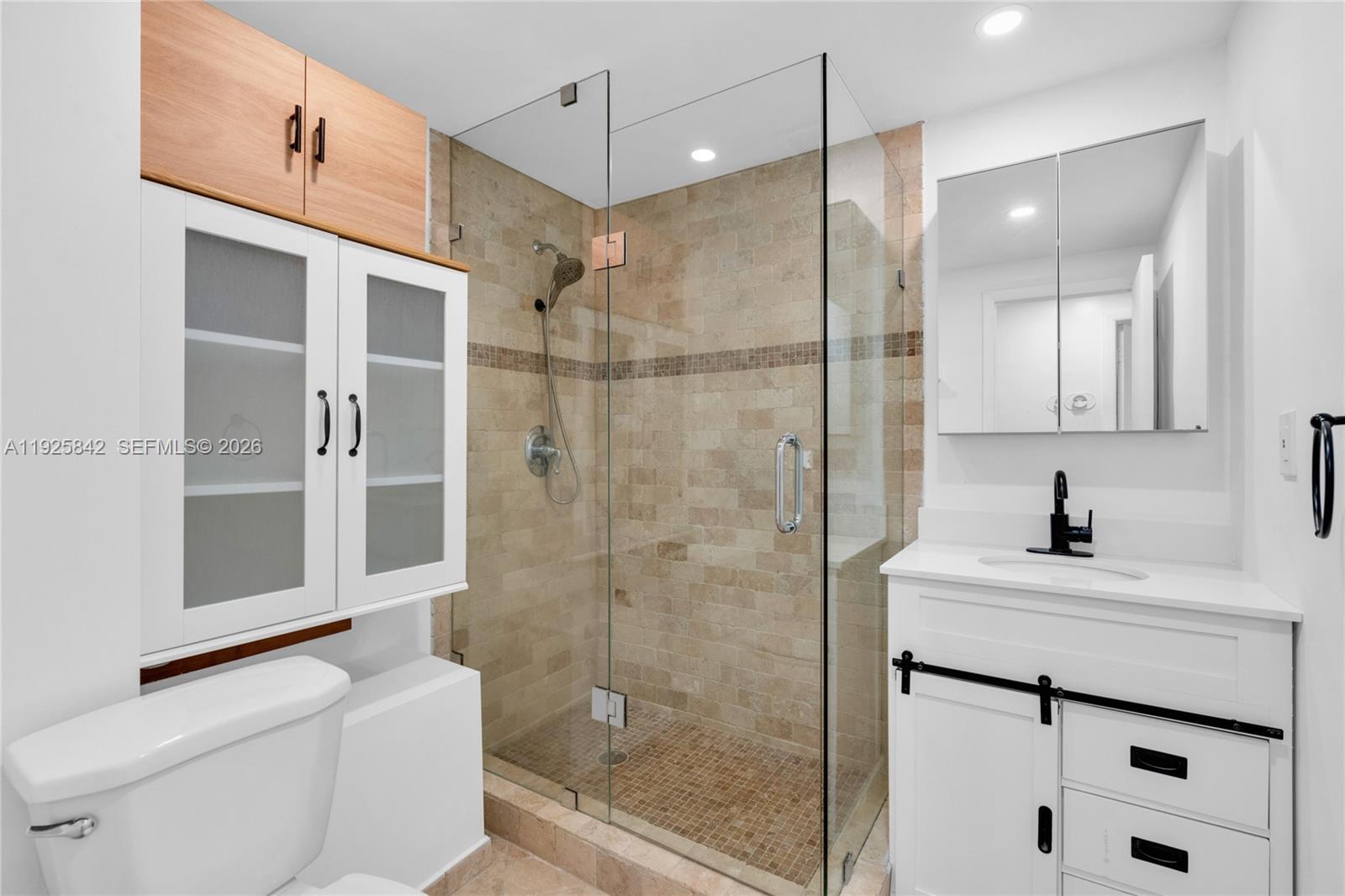 BRISTOL CONDO - Residential