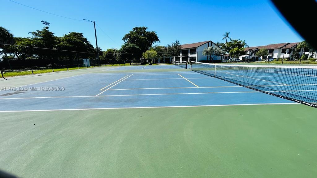 Lake view apartment located in Oakland Park.
Spacious 2/2 apartment in a gated community.
The unit offers laundry in the unit, and central AC, rent includes water, sewer, and trash.
The association offers a community pool, tennis court, running paths, security guards, reserved & guest parking, and much more!
Lake Pointe Association requirements:
- 650+ credit score
- No prior evictions and clean background
Besides the 2 requirements from the Association, Landlord requires:
- Proof of income of at least 2.5x rent