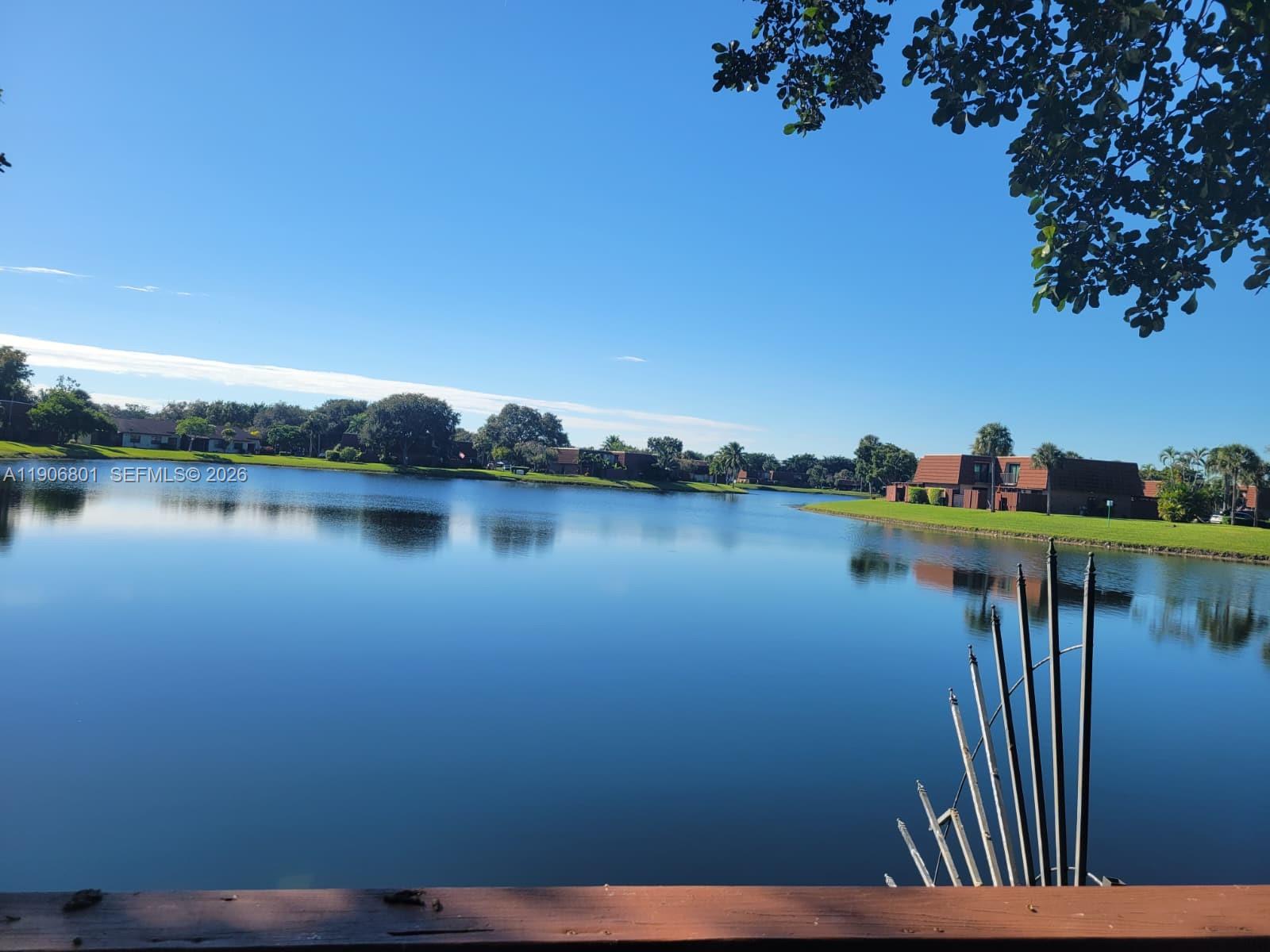 C H E ACRES - Residential