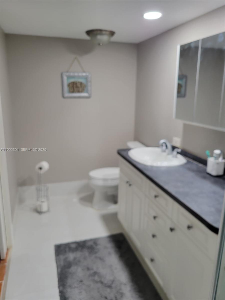 C H E ACRES - Residential