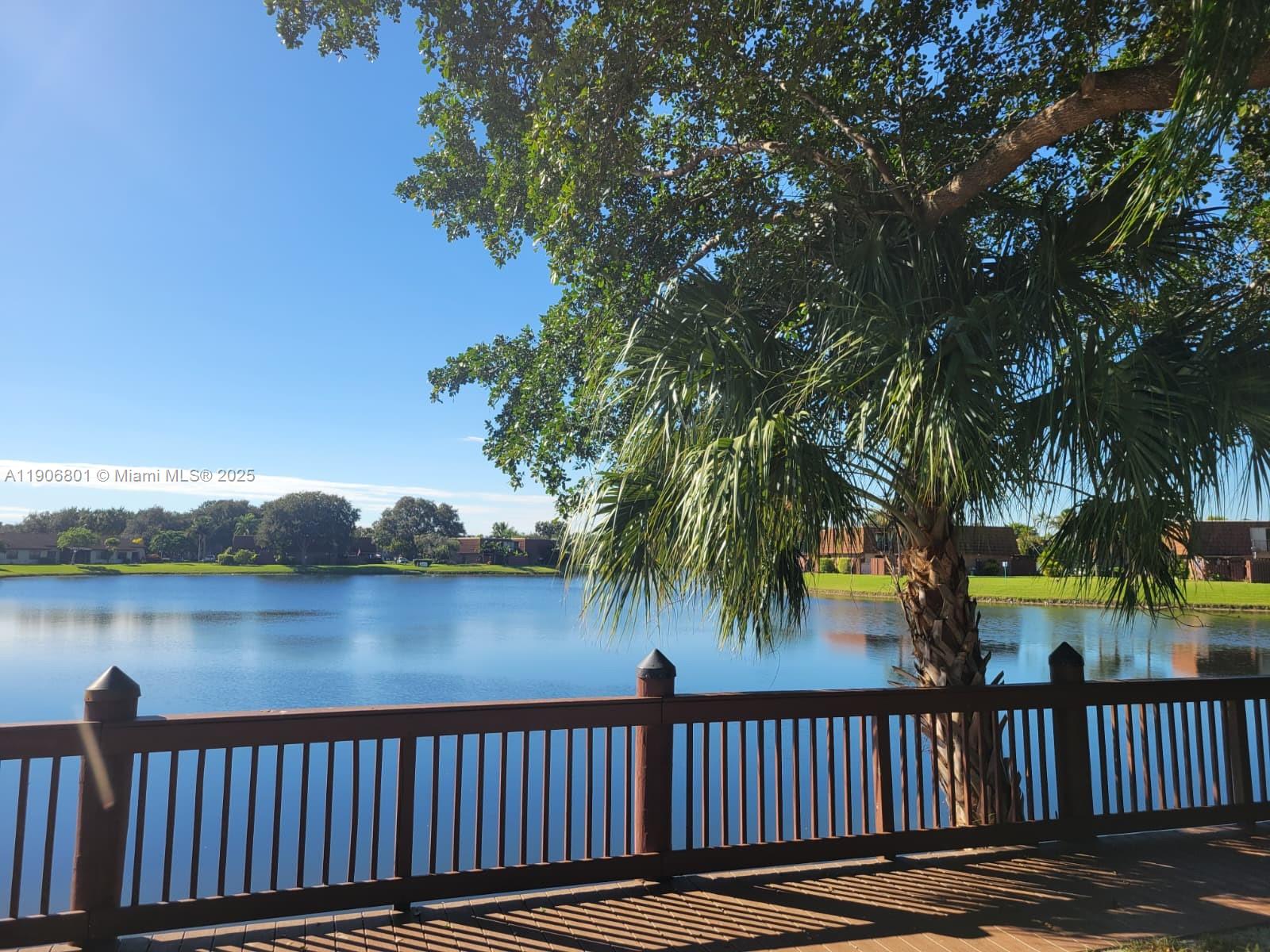 C H E ACRES - Residential