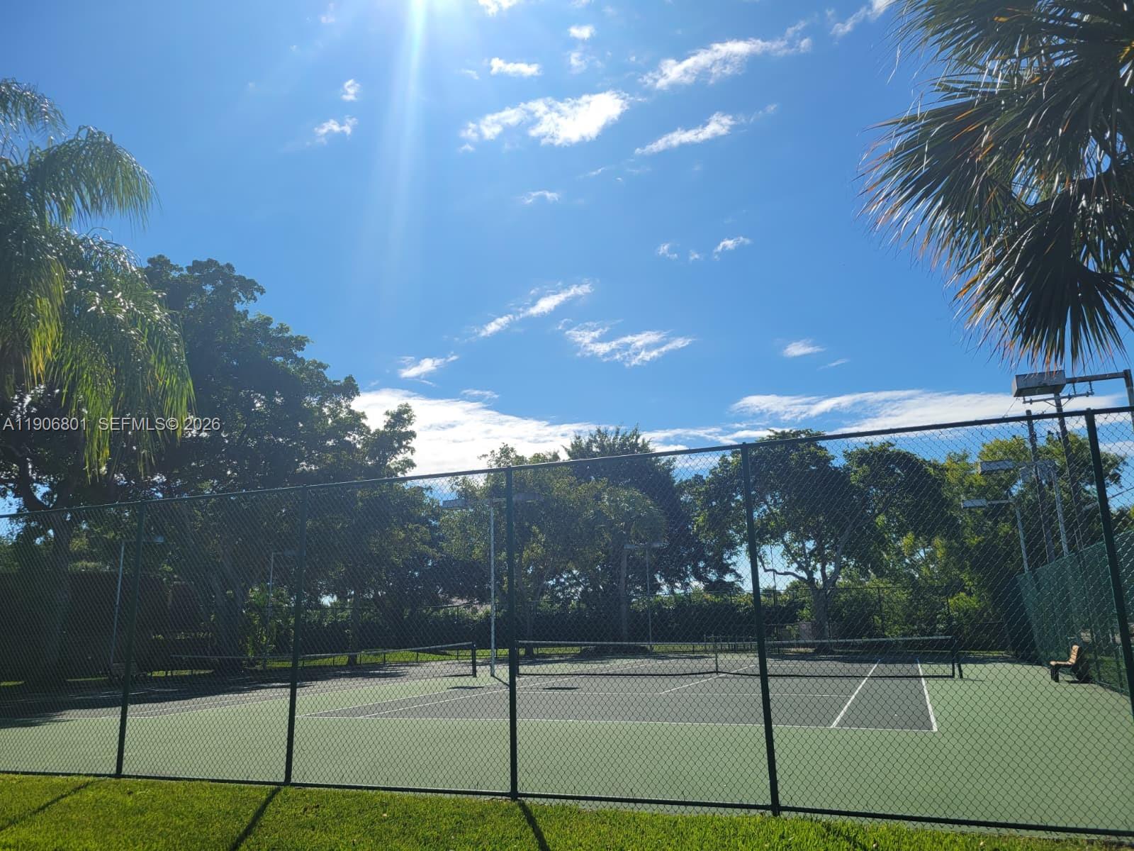 C H E ACRES - Residential