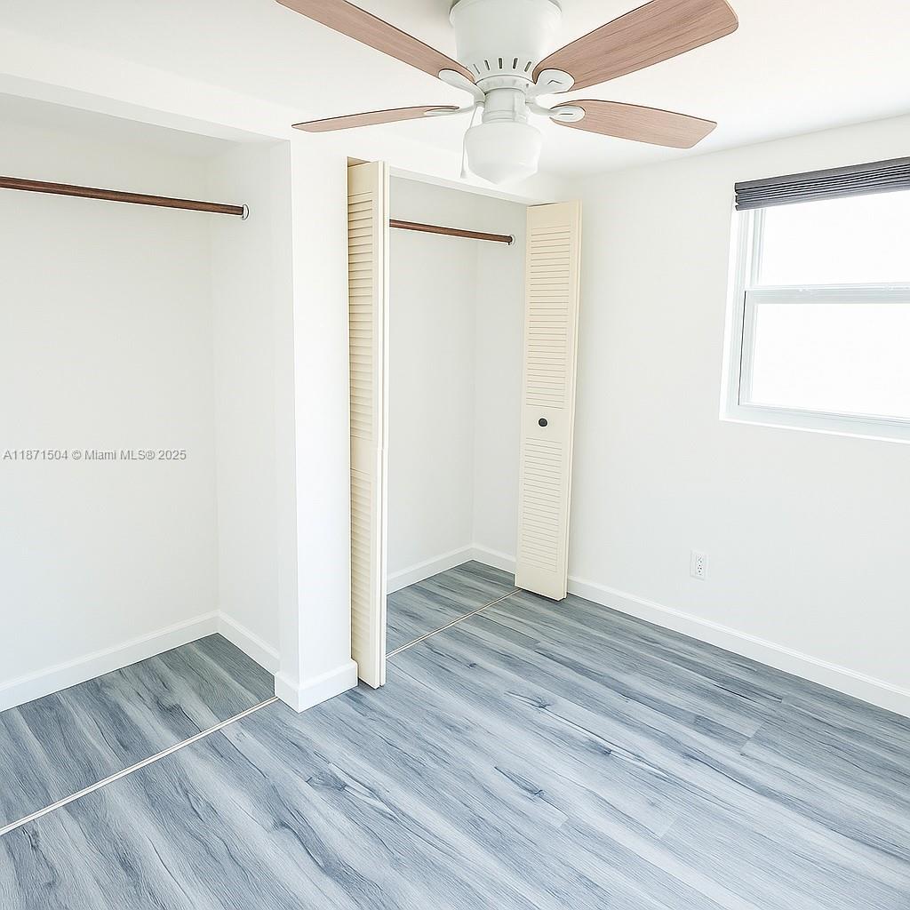 BRINY BREEZES - Residential