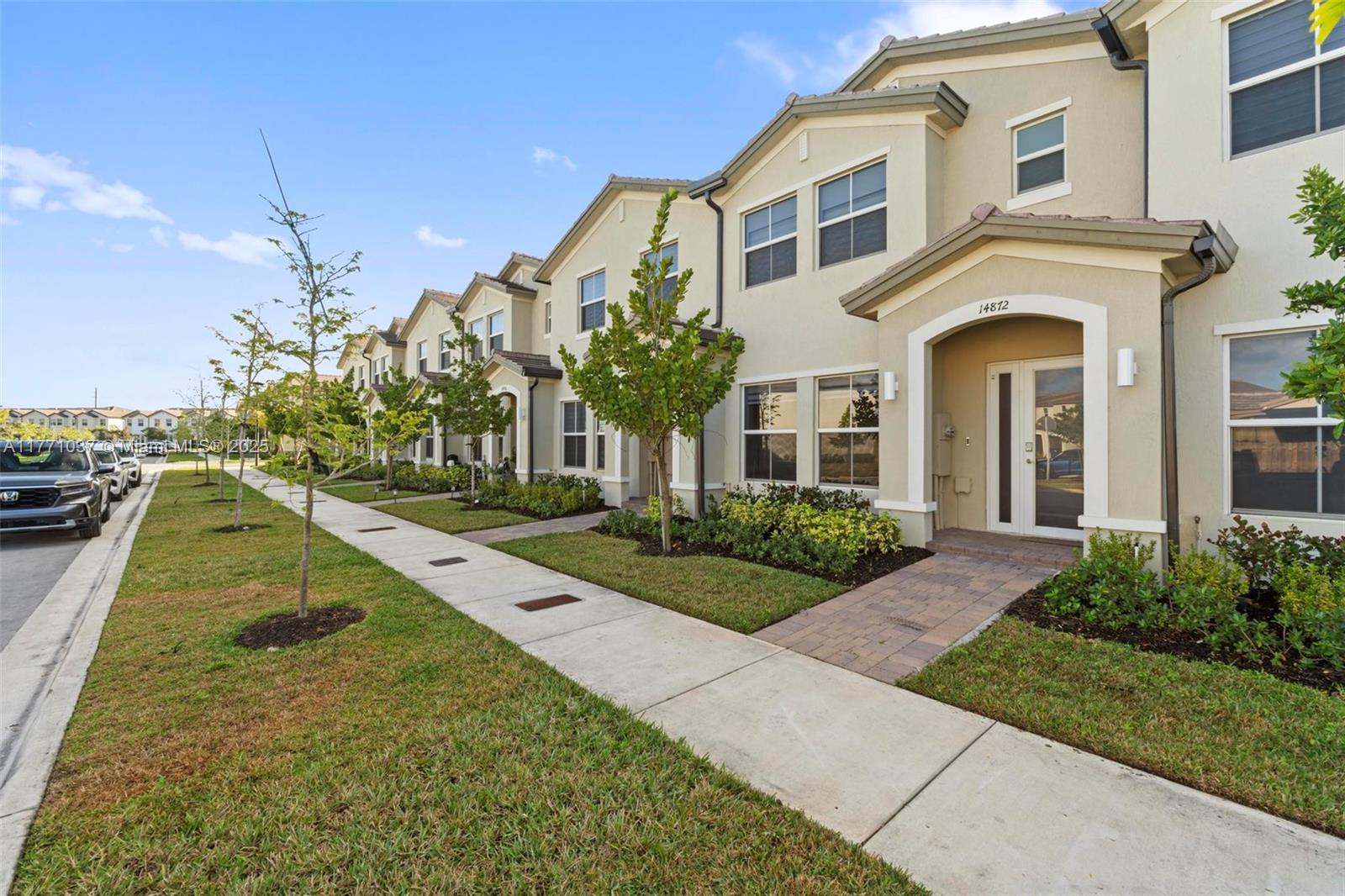 DOWN SOUTH - Residential