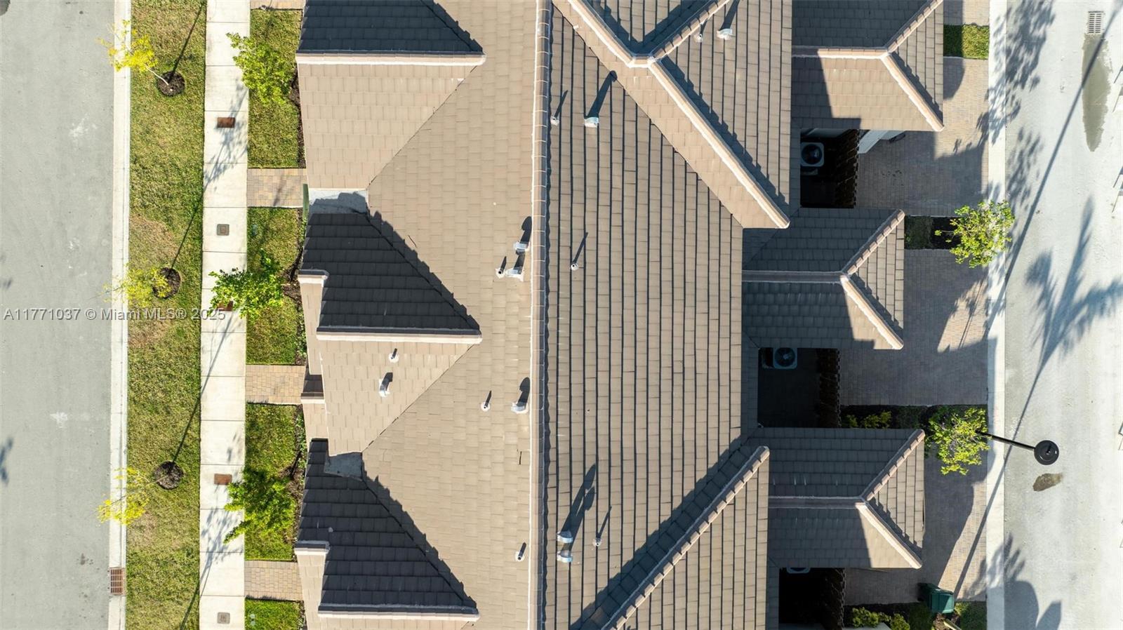 DOWN SOUTH - Residential