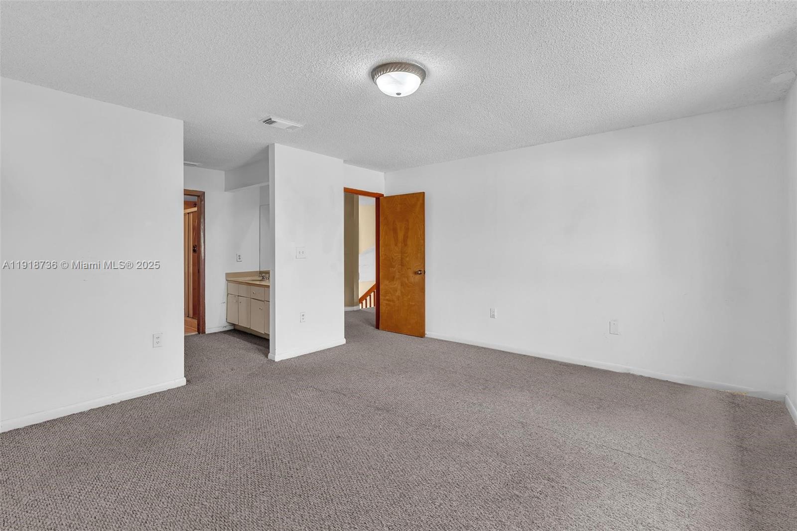 MARBELLA PARK - Residential