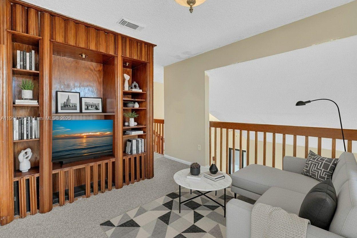 MARBELLA PARK - Residential