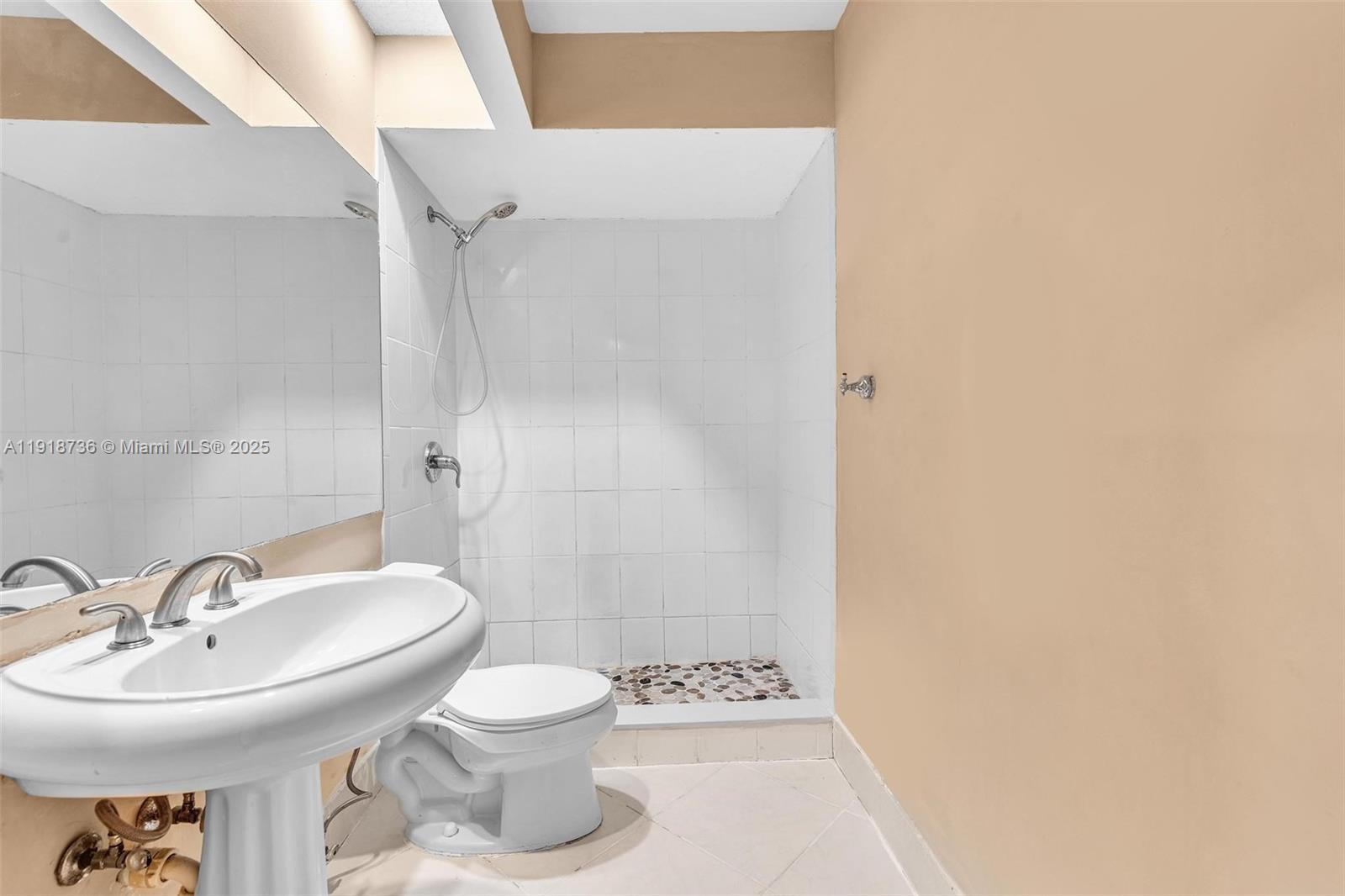 MARBELLA PARK - Residential