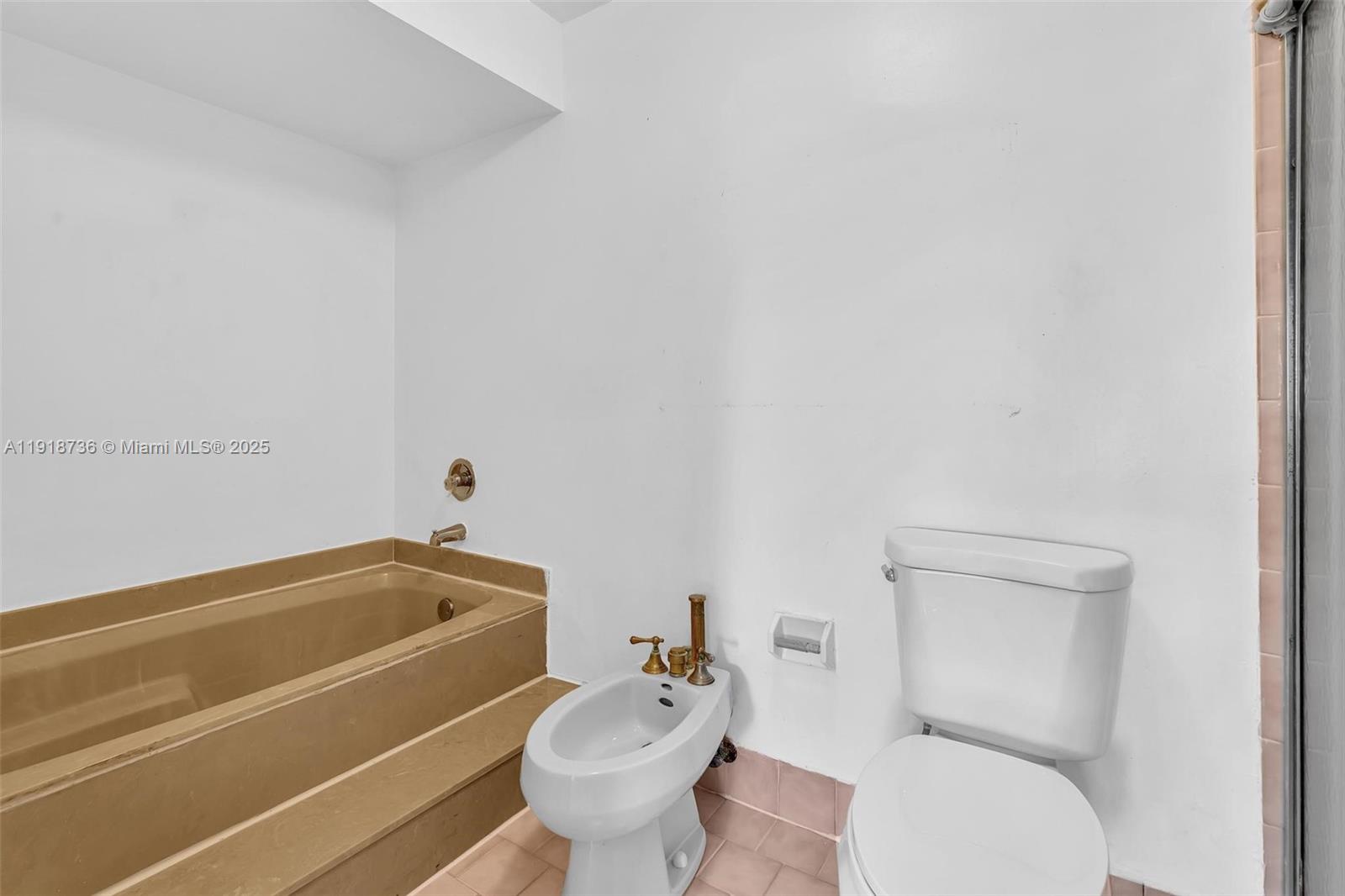 MARBELLA PARK - Residential