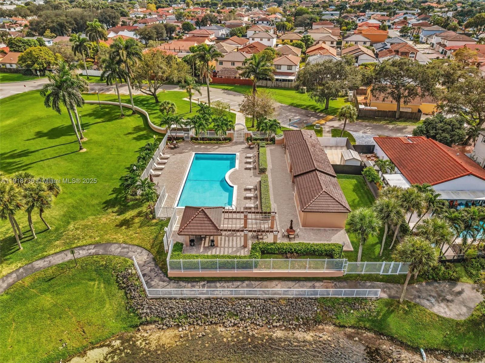 MARBELLA PARK - Residential