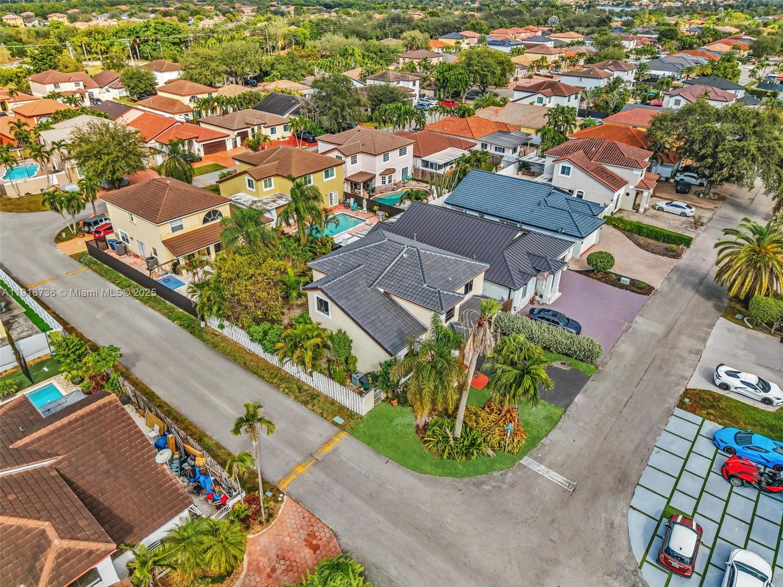 MARBELLA PARK - Residential