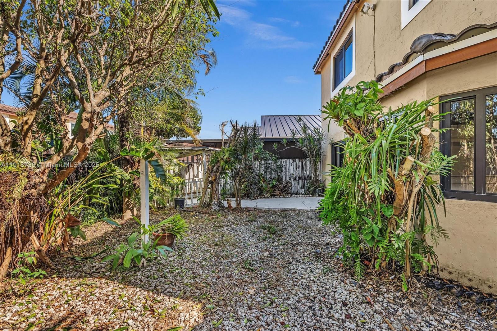 MARBELLA PARK - Residential