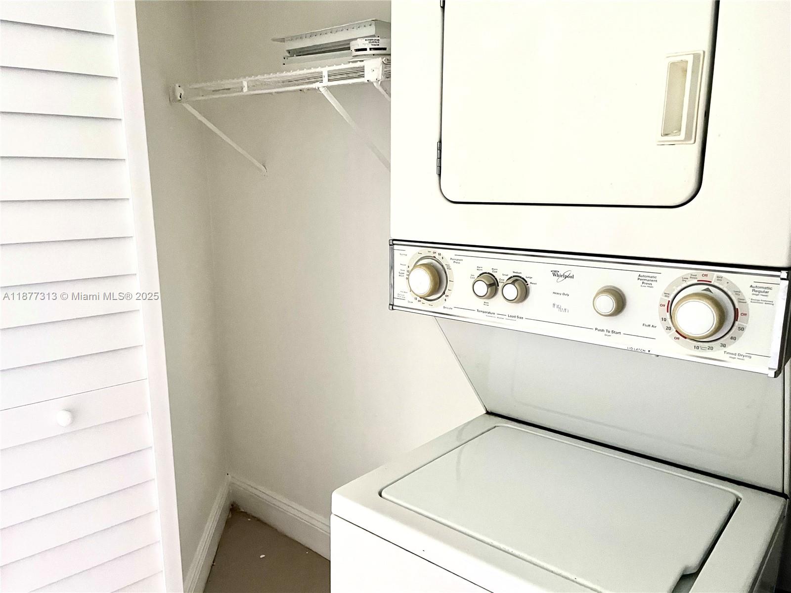 LAS VISTAS AT DORAL CONDO - Residential