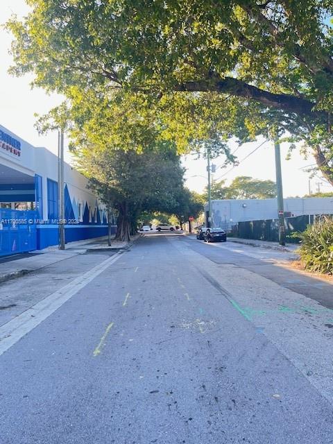 161 NW 35th St