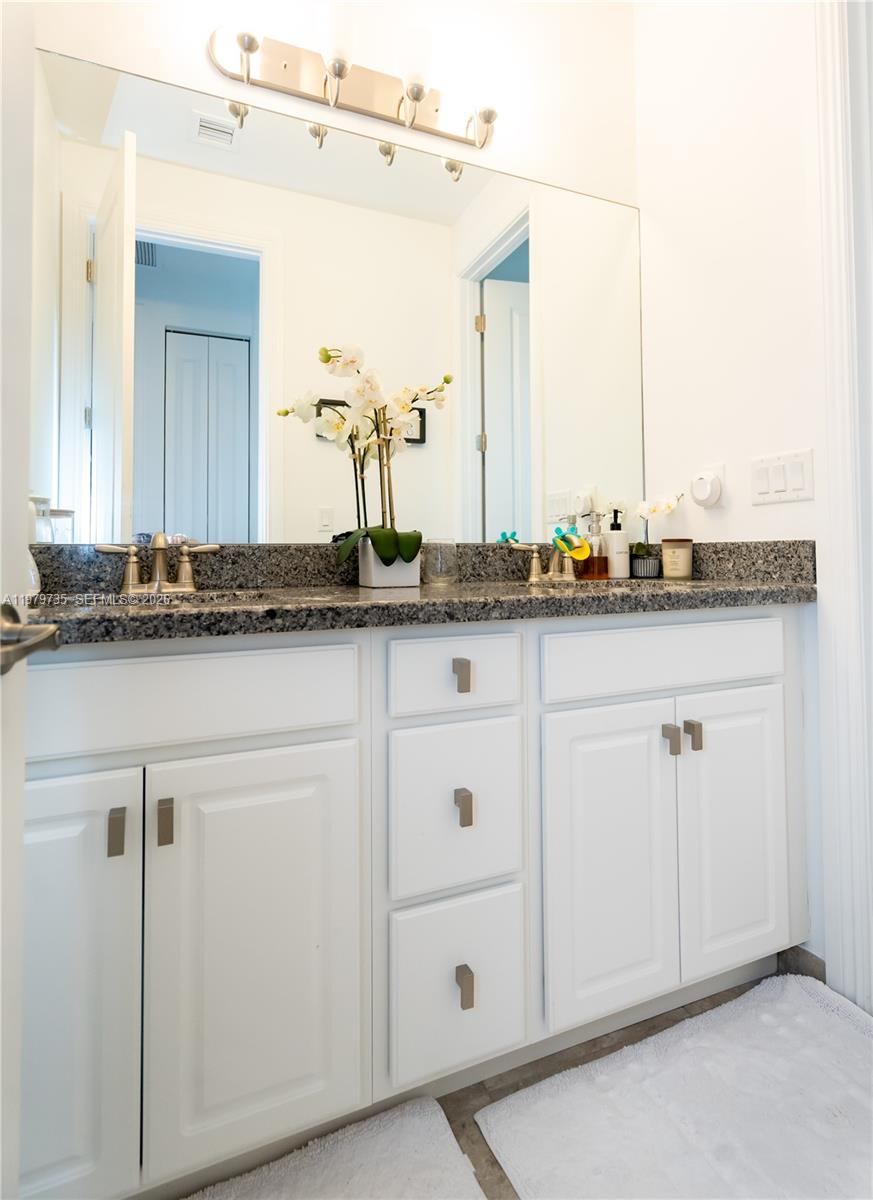 PEMBROKE LAKES SOUTH - Residential