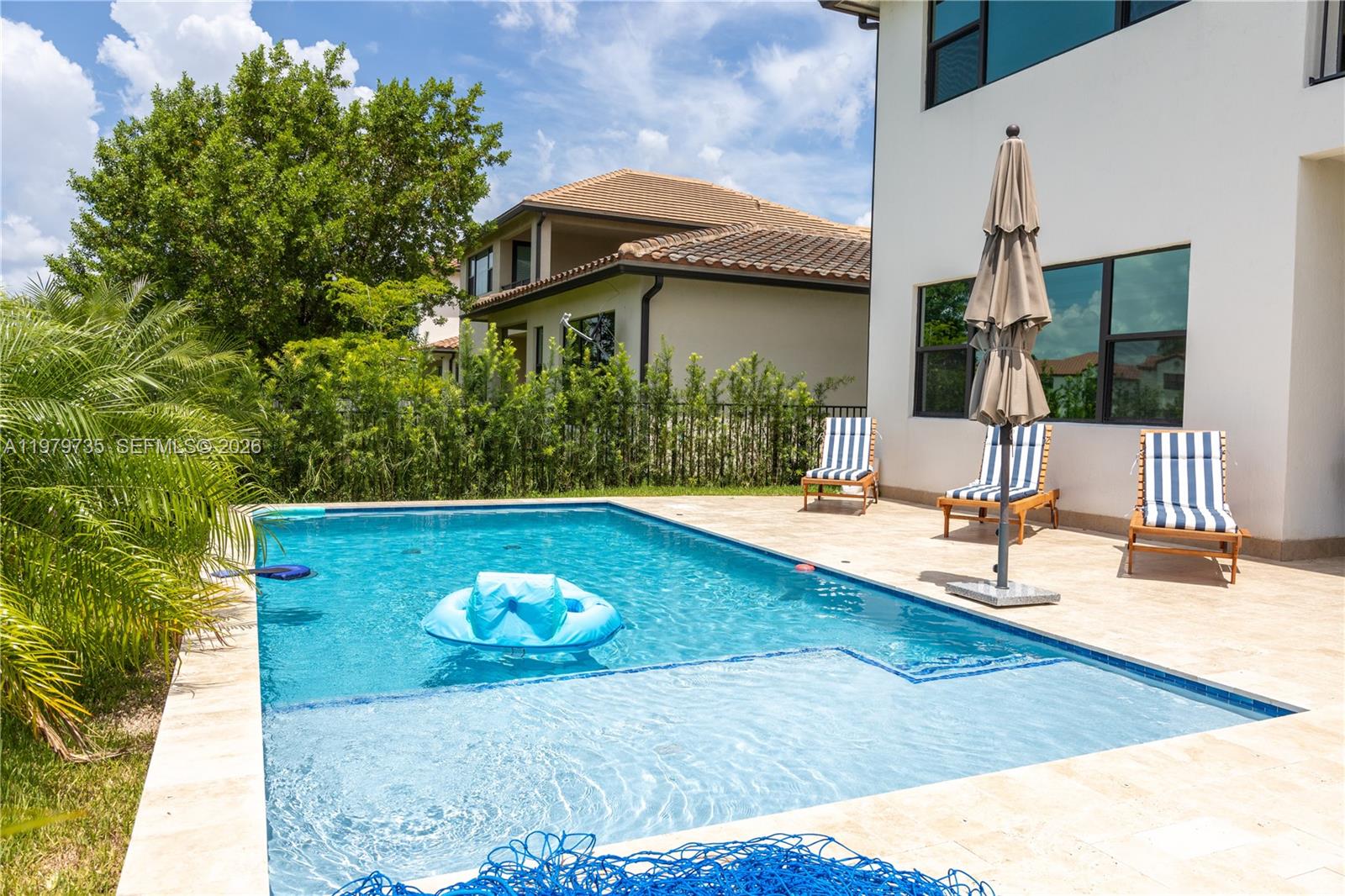 PEMBROKE LAKES SOUTH - Residential