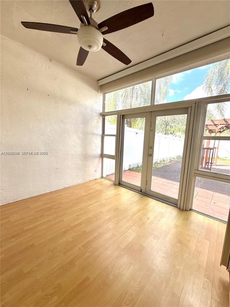 REPLAT OF PORTION OF M P - Residential