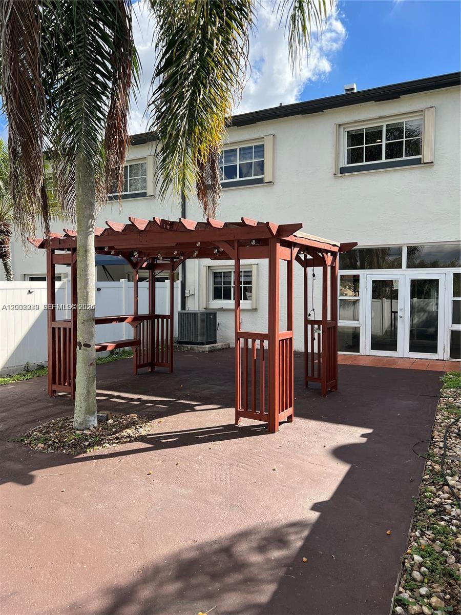 REPLAT OF PORTION OF M P - Residential