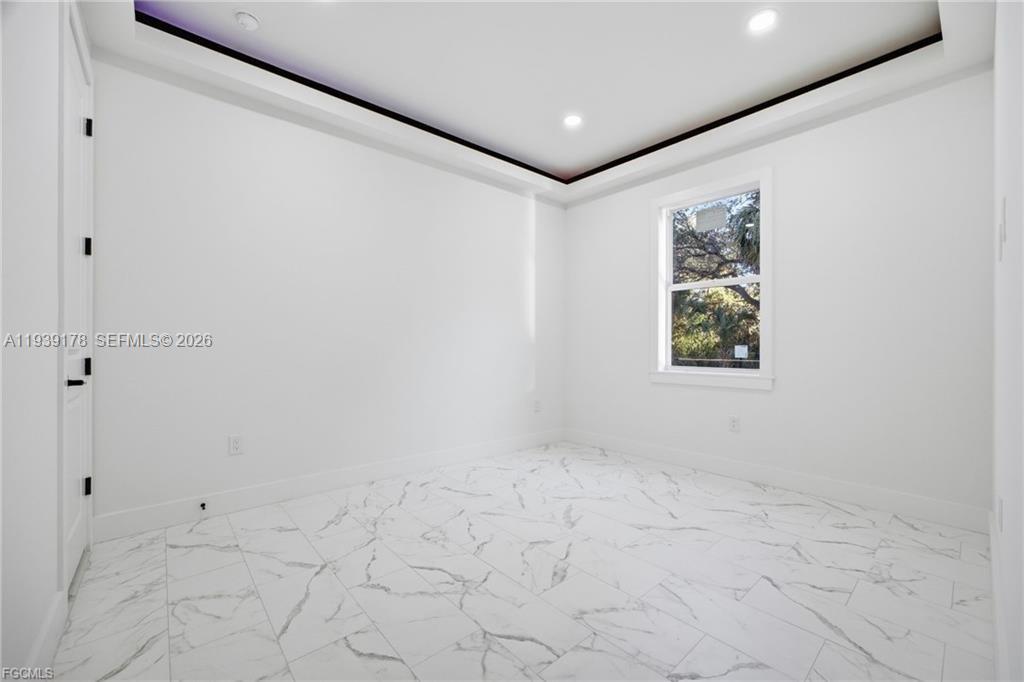 Port LaBelle - Residential