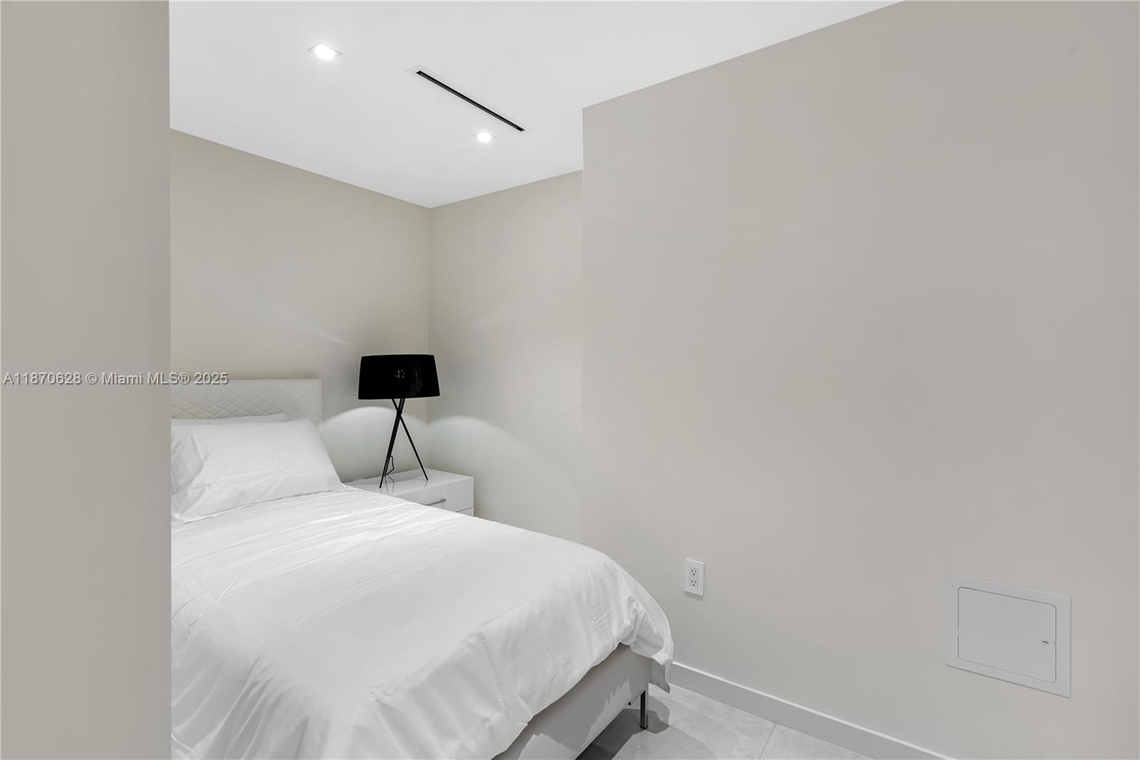 BAL HARBOUR 101 CONDO - Residential