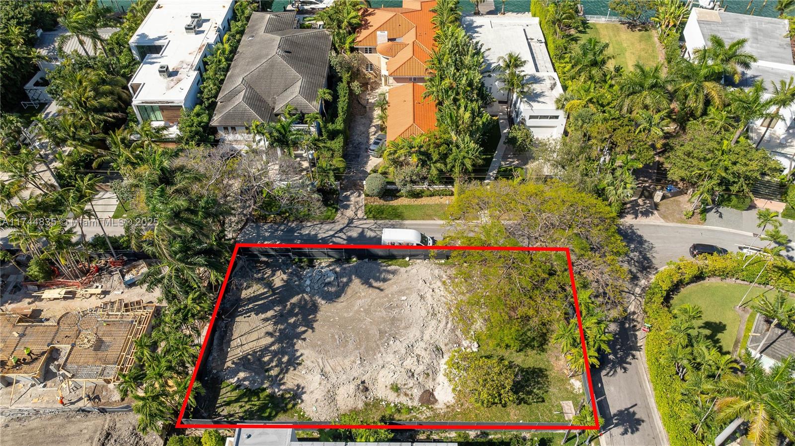 SAN MARINO ISLAND - Residential