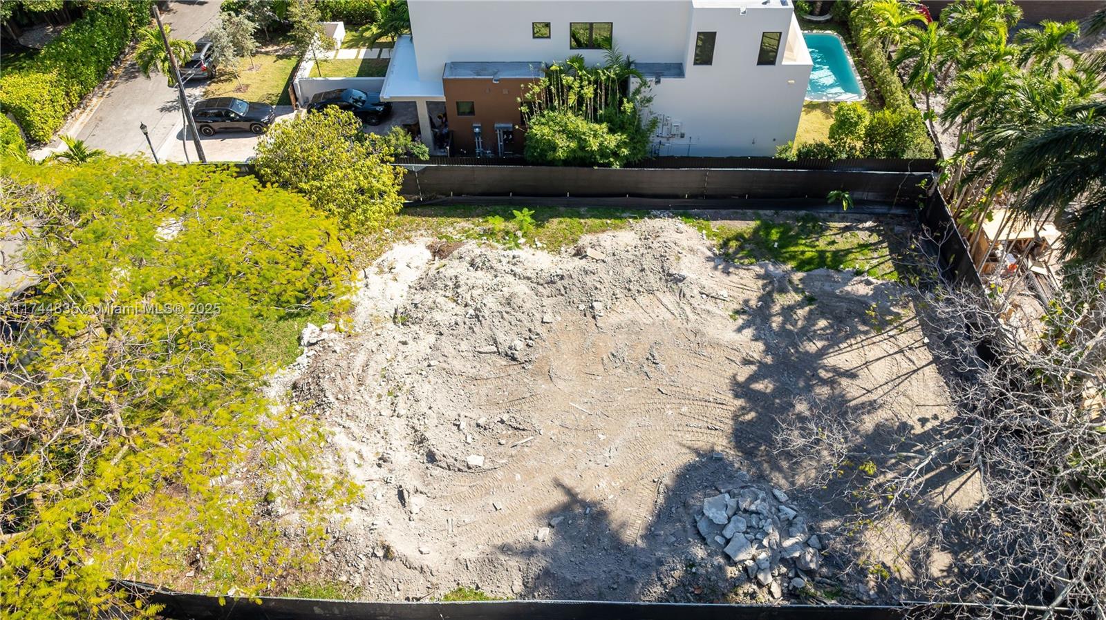 SAN MARINO ISLAND - Residential
