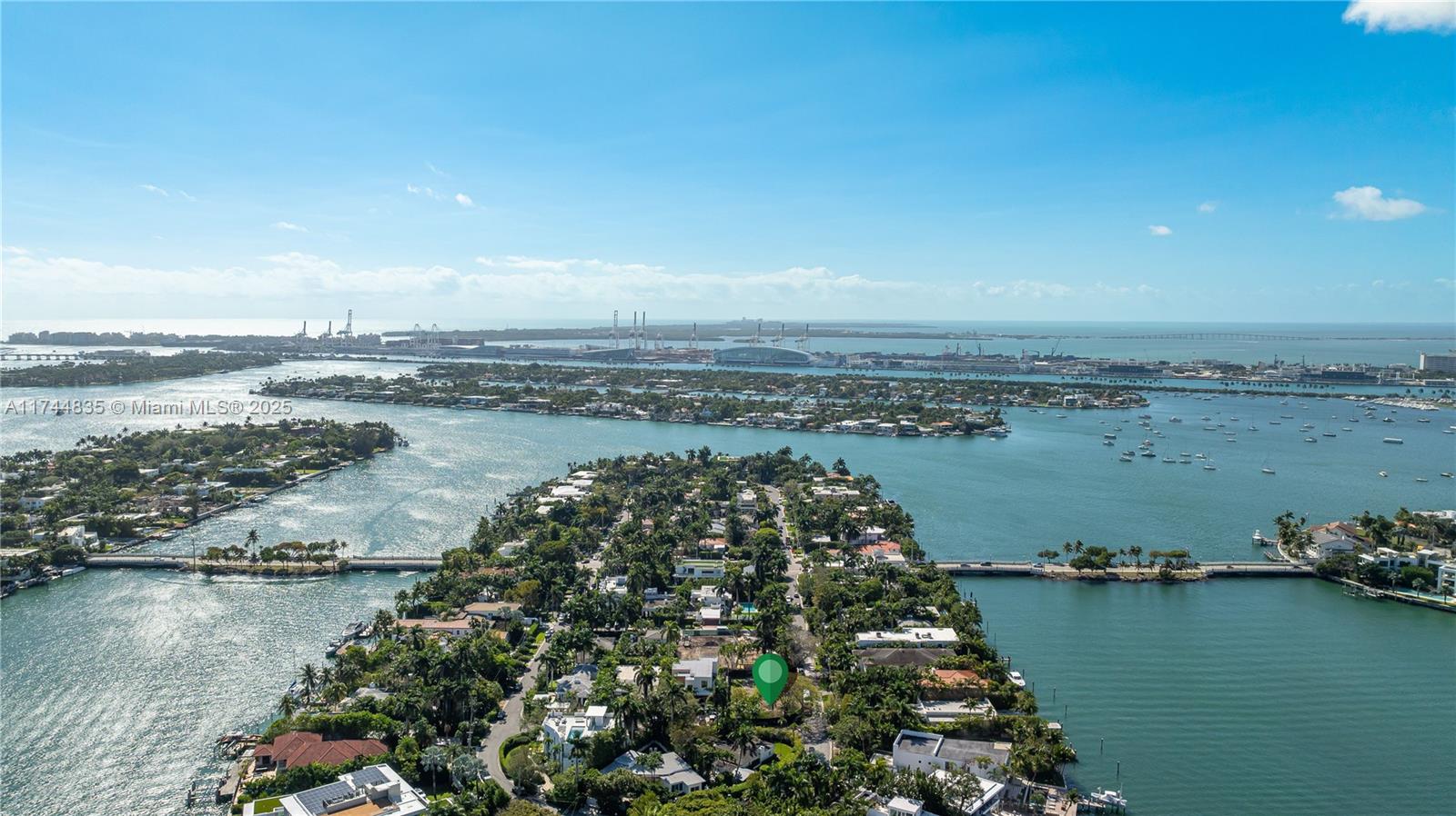 SAN MARINO ISLAND - Residential