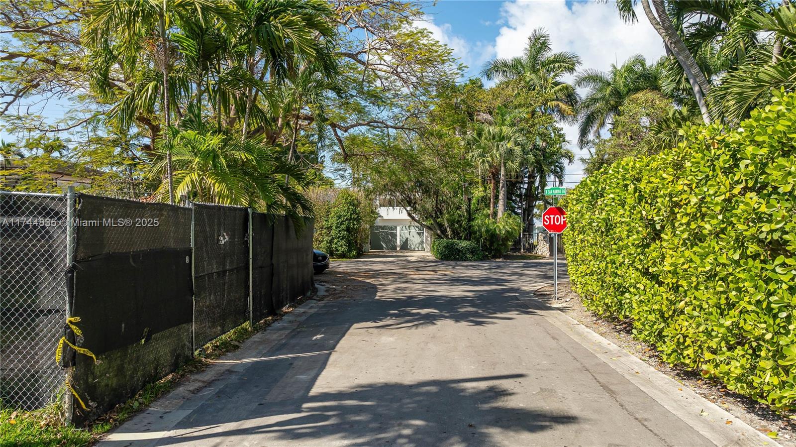 SAN MARINO ISLAND - Residential