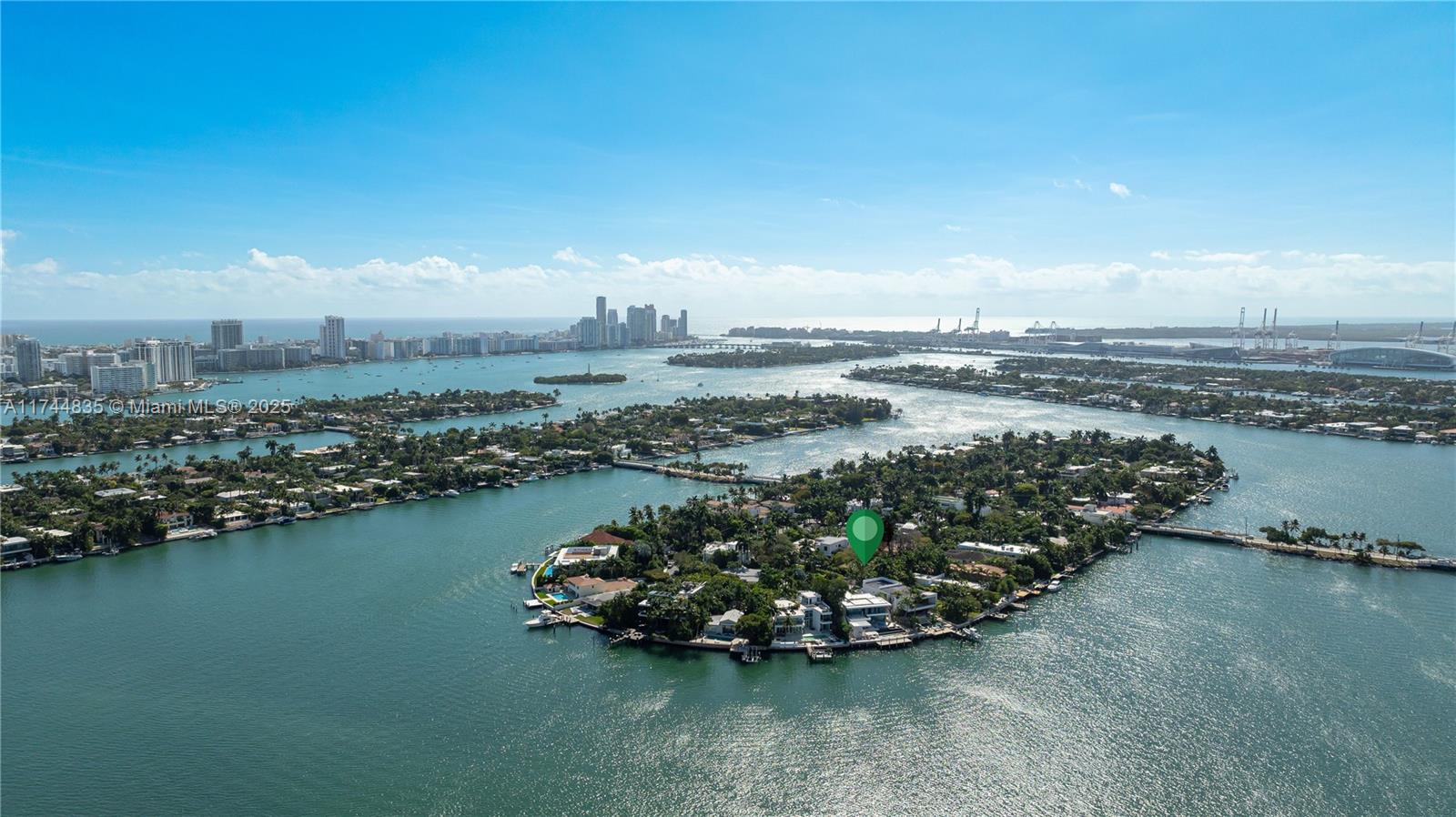 SAN MARINO ISLAND - Residential
